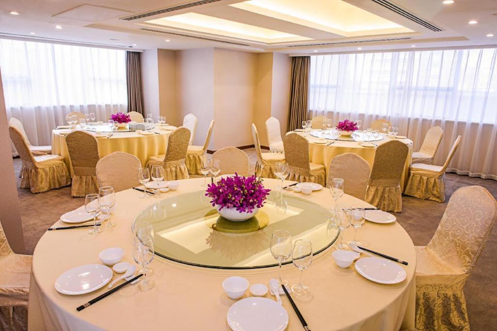 Deacon House Wuxi Hotel Vuhszi Kültér fotó